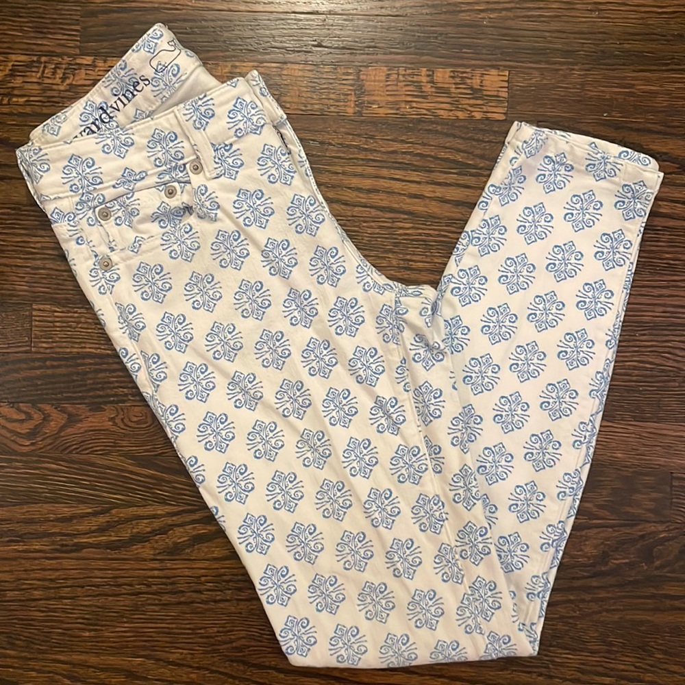 Vineyard Vines Medallion Print Skinny Jeans (US 2)